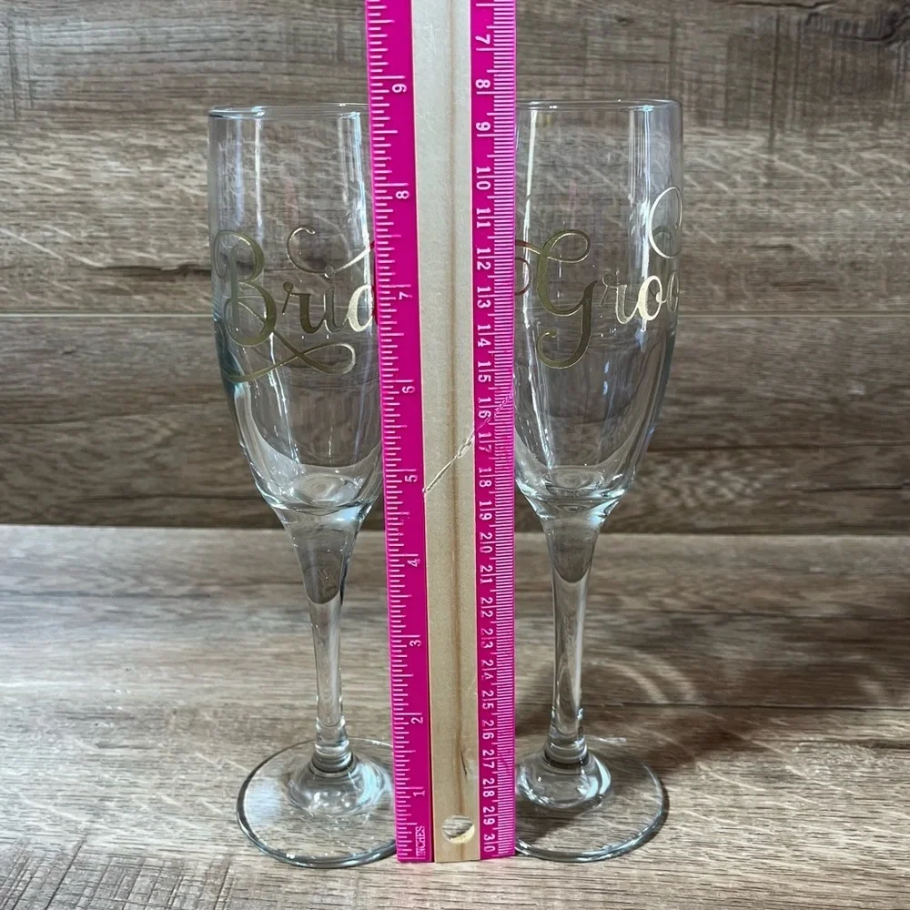 handcrafted fluted champagne